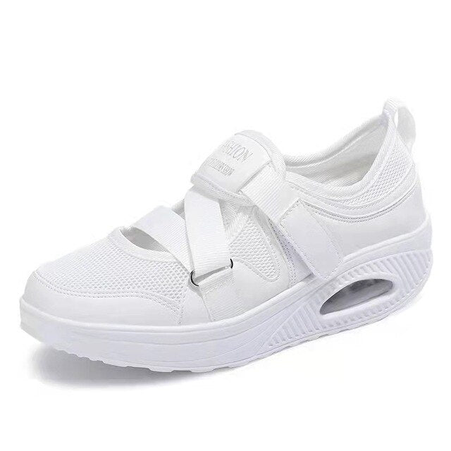 Slip-On-Pro-Lichtgewicht-schoenen-met-ergonomisch-voetbed-en-klittenbandsluiting-voor-dames.jpg